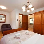 Nyaraló Cala By Interhome Žminj