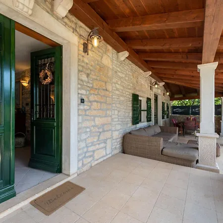 Cala By Interhome * Žminj